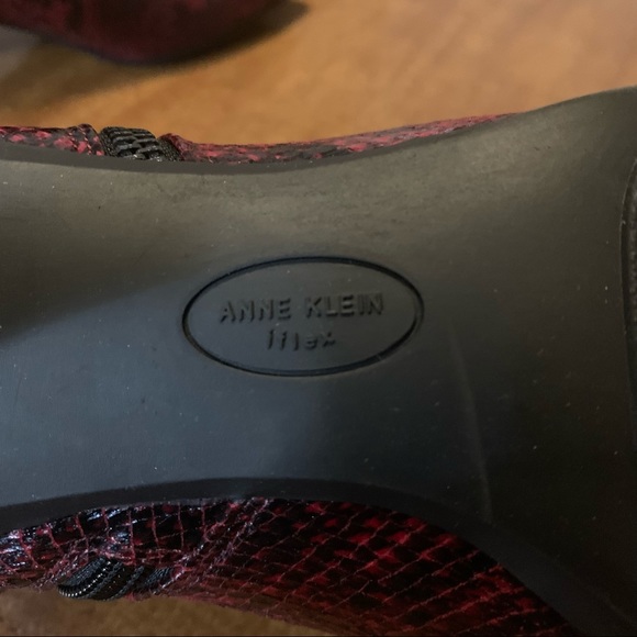 Anne Klein Rosey Booties - Picture 6 of 10